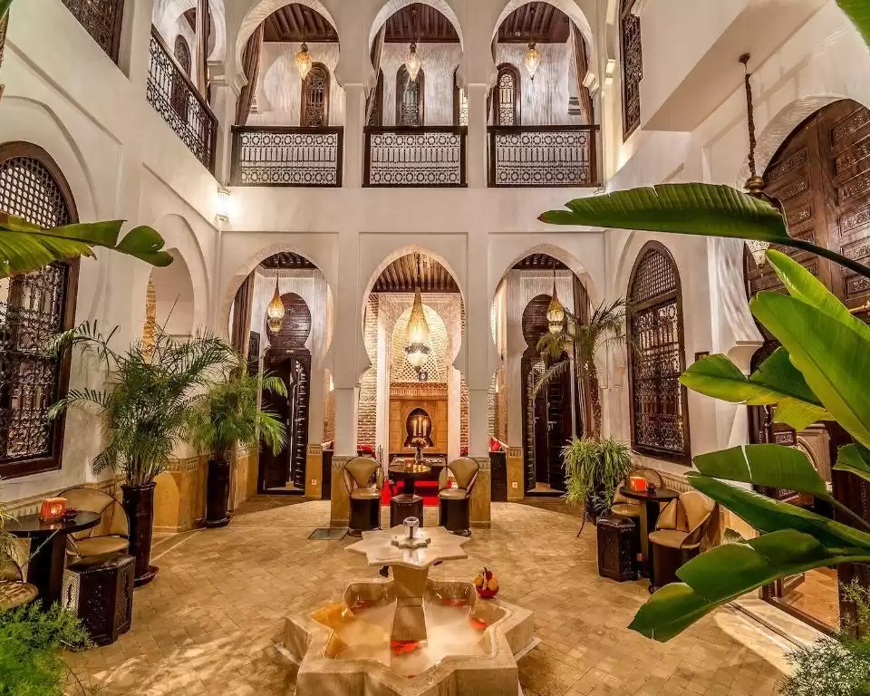 Discovering the Enchanting World of Riads: Moroccan Tranquility Unveiled