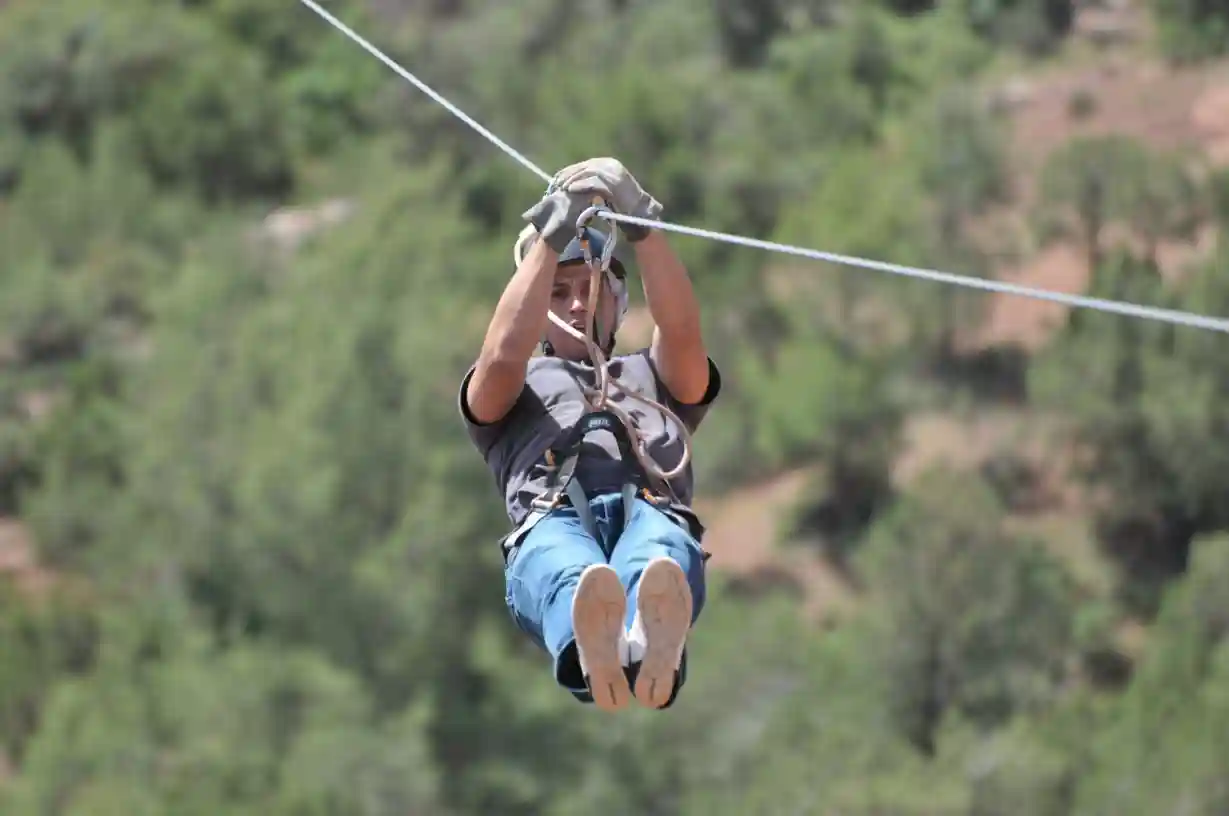 Zipline in the lands of Amanar